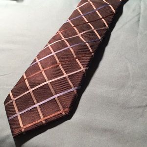 DONALD TRUMP SIGNATURE COLLECTION TIE.